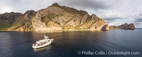 Punta Alta and La Cueva, Baja California, Sea of Cortez, aerial photograph