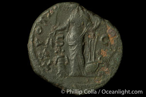 Roman emperor Antonius Pius (138-161 A.D.), depicted on ancient Roman coin (bronze, denom/type: Dupondius) (AE Dupondius. Reverse: TR POT XX COS IIII SC)