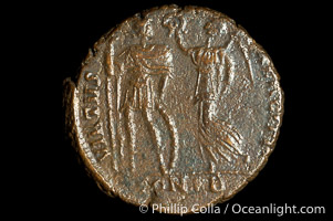 Roman emperor Arcadius (383-408 A.D.), depicted on ancient Roman coin (bronze, denom/type: AE3) (AE 16mm; Sear 4233. Obverse: DN ARCADIVS PF AVG. Reverse: VIRTVS EXERCITI, CONSB exergue.)