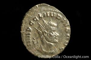 Roman emperor Claudius II Gothicus (268-270 A.D.), depicted on ancient Roman coin (bronze, denom/type: Antoninianus) (Antoninianus EF. Obverse: IMP C CLAVDIVS AVG. Reverse: SALVS AVG.)