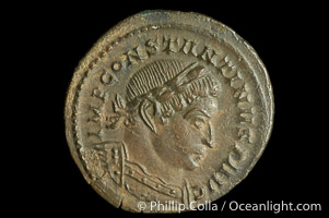 Roman emperor Constantine I (307-337 A.D.), depicted on ancient Roman coin (bronze, denom/type: Follis) (AE 21mm; XF-AU)