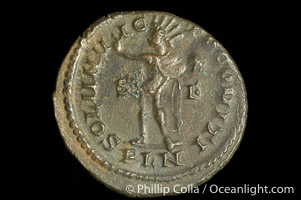 Roman emperor Constantine I (307-337 A.D.), depicted on ancient Roman coin (bronze, denom/type: Follis) (AE 21mm; XF-AU)