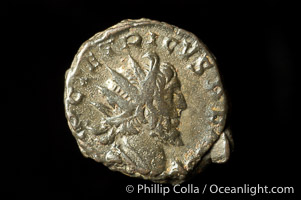 Roman emperor Tetricus I (273-274 A.D.), depicted on ancient Roman coin (bronze, denom/type: Antoninianus)
