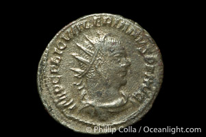 Roman emperor Valerian I (253-260 A.D.), depicted on ancient Roman coin (billion, denom/type: Antoninianus) (Antoninianus, VF+. Obverse: IMP C P LIC VALERIANVS PF AVG. Reverse: RESTITVT ORIENTIS)