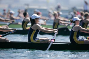 Cal (UC Berkeley) women en route to a second place finish in the Jessop-Whittier Cup final, 2007 San Diego Crew Classic, Mission Bay