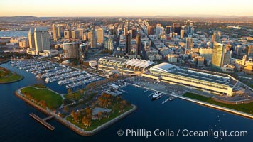 San Diego Embarcadero Marina Park, with yacht basin, San Diego Convention Center (right), Marriott (center) and Grand Hyatt (left) hotels