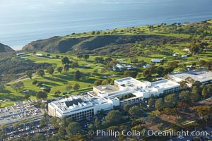 Scripps Clinic and Torrey Pines Golf Course, with the Pacific Ocean in the distance, La Jolla, California