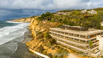 Scripps Institution of Oceanography and Blacks Beach Aerial Photo. Torrey Pines State Reserve in the distance.