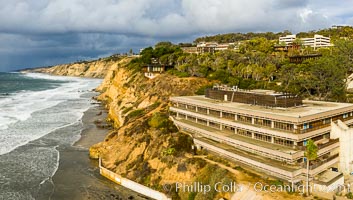 Scripps Institution of Oceanography and Blacks Beach Aerial Photo. Torrey Pines State Reserve in the distance, La Jolla, California