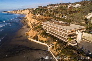 Scripps Institution of Oceanography and Blacks Beach Aerial Photo. Torrey Pines State Reserve in the distance, La Jolla, California