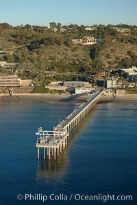 Scripps Institute of Oceanography research pier, La Jolla.