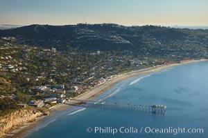 Scripps Pier, with Mount Soledad and La Jolla in the distance.