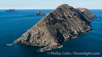 South Coronado Island, Mexico, southern point looking north, Middle and North Islands in the distance, aerial photograph, Coronado Islands (Islas Coronado)