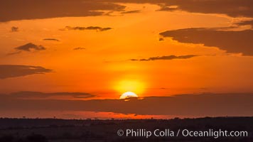 Sunrise, greater Maasai Mara, Kenya