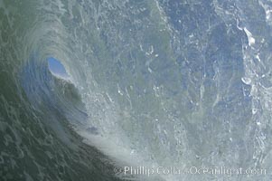 Breaking wave, tube, hollow barrel, morning surf