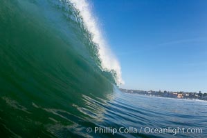 Breaking wave, tube, hollow barrel, morning surf