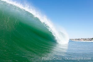 Breaking wave, tube, hollow barrel, morning surf