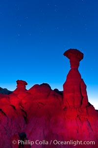 Toadstool Hoodoos near the Paria Rimrocks, Grand Staircase - Escalante National Monument, Utah