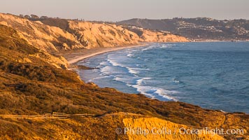 Black's Beach and Torrey Pines Cliffs and Pacific Ocean, Razor Point view to La Jolla, San Diego, California.