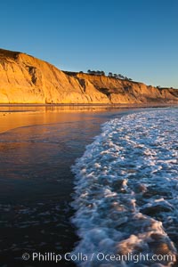 Torrey Pines State Beach, sandstone cliffs rise above the beach at Torrey Pines State Reserve, San Diego, California