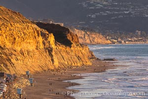 Torrey Pines State Beach at Sunset, La Jolla, Mount Soledad and Blacks Beach in the distance, Torrey Pines State Reserve, San Diego, California