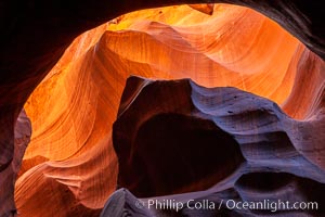 Upper Antelope Canyon slot canyon, Navajo Tribal Lands, Page, Arizona