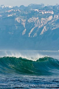 Boomer Beach wave and Black's Beach sea cliffs, La Jolla, California