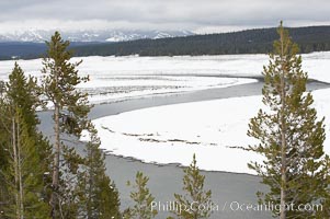 Yellowstone River flows through Hayden Valley, winter, snow, Yellowstone National Park, Wyoming