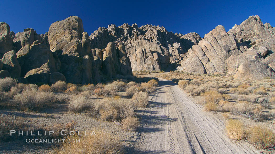 Movie Road passes through the scenic Alabama Hills where many western movies have been filmed. Alabama Hills Recreational Area, California, USA, natural history stock photograph, photo id 21759