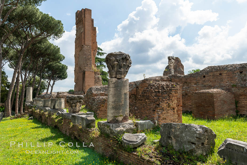 Ancient Roman ruins on the Palatine Hill, Rome. Italy, natural history stock photograph, photo id 35563