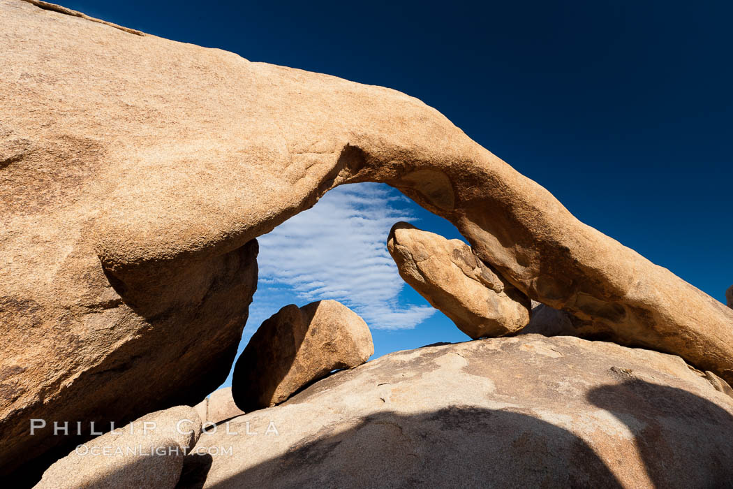 Arch Rock in Joshua Tree National Park, California, 26779