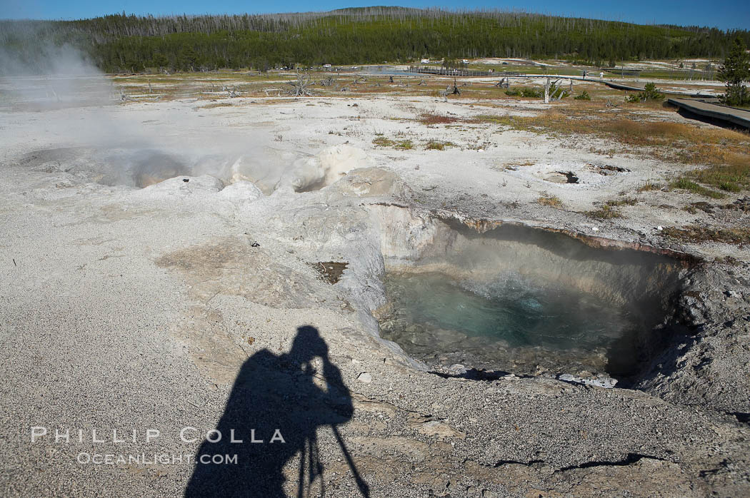 Avoca Spring. Biscuit Basin, Yellowstone National Park, Wyoming, USA, natural history stock photograph, photo id 13492