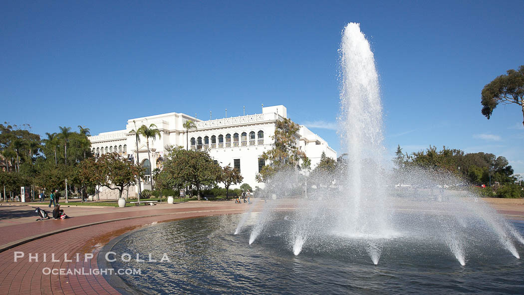 The Bea Evenson Fountain is the centerpiece of the Plaza de Balboa in Balboa Park, San Diego.  The San Diego Natural History Museum is seen in the background., natural history stock photograph, photo id 22177