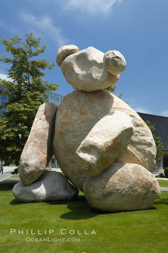 Bear is another of the odd outdoor "art" pieces of the UCSD Stuart Collection.  Created by Tim Hawkinson in 2001 of eight large stones, it sits in the courtyard of the UCSD Jacobs School of Engineering. University of California, San Diego, La Jolla, USA, natural history stock photograph, photo id 20851
