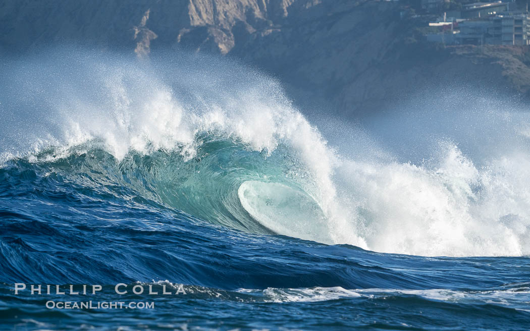 Big Surf Breaking at Boomer Beach, La Jolla, Scripps Institute of Oceanography in the distance. California, USA, natural history stock photograph, photo id 39874