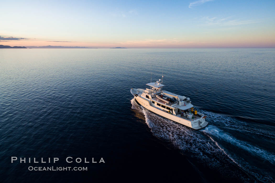 Boat Ambar III at Sunset, Sea of Cortez. La Reina, Baja California, Mexico, natural history stock photograph, photo id 32379