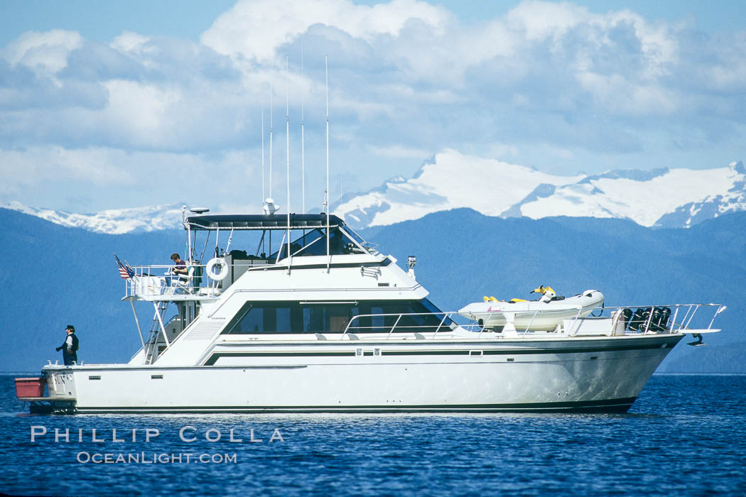 Boat Arctic Sun. Frederick Sound, Alaska, USA, natural history stock photograph, photo id 04582