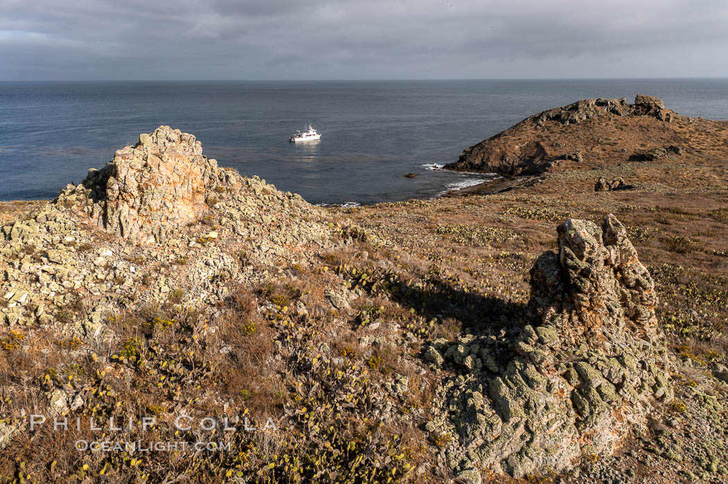 Boat Horizon at San Clemente Island., natural history stock photograph, photo id 38176