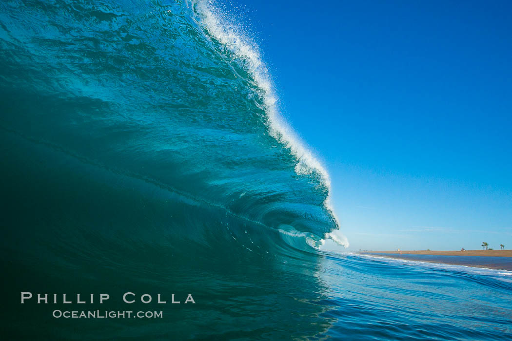 Breaking wave, morning, barrel shaped surf, California. USA, natural history stock photograph, photo id 27999