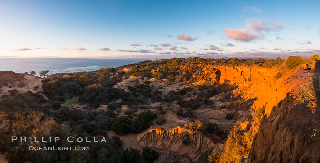 Broken Hill with the Pacific Ocean in the distance. Broken Hill is an ancient, compacted sand dune that was uplifted to its present location and is now eroding. Torrey Pines State Reserve, San Diego, California, USA, natural history stock photograph, photo id 28341