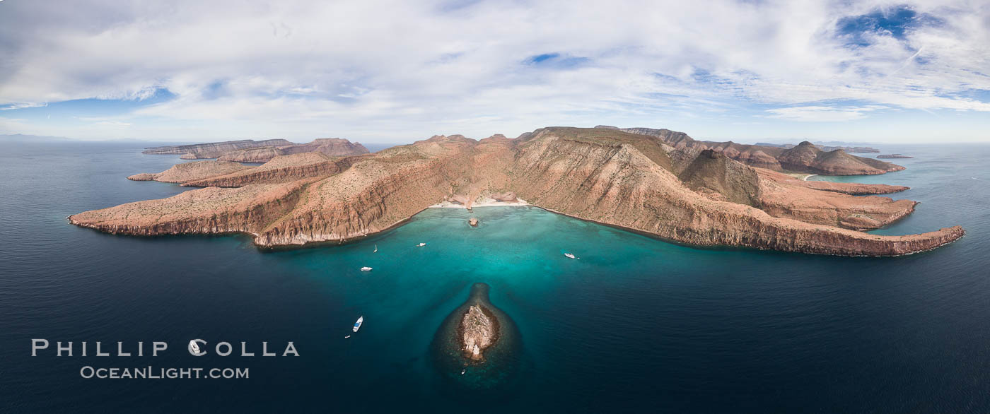 Caleta el Candelero, Candelero Bay, Isla Espritu Santo, Aerial Photo. Isla Espiritu Santo, Baja California, Mexico, natural history stock photograph, photo id 32466