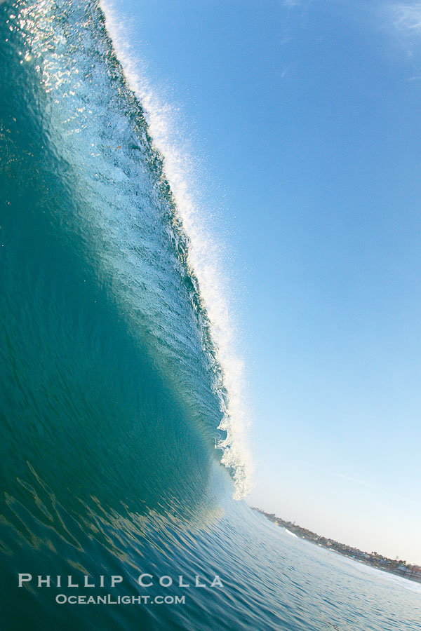 Cardiff morning surf, breaking wave., natural history stock photograph, photo id 23296
