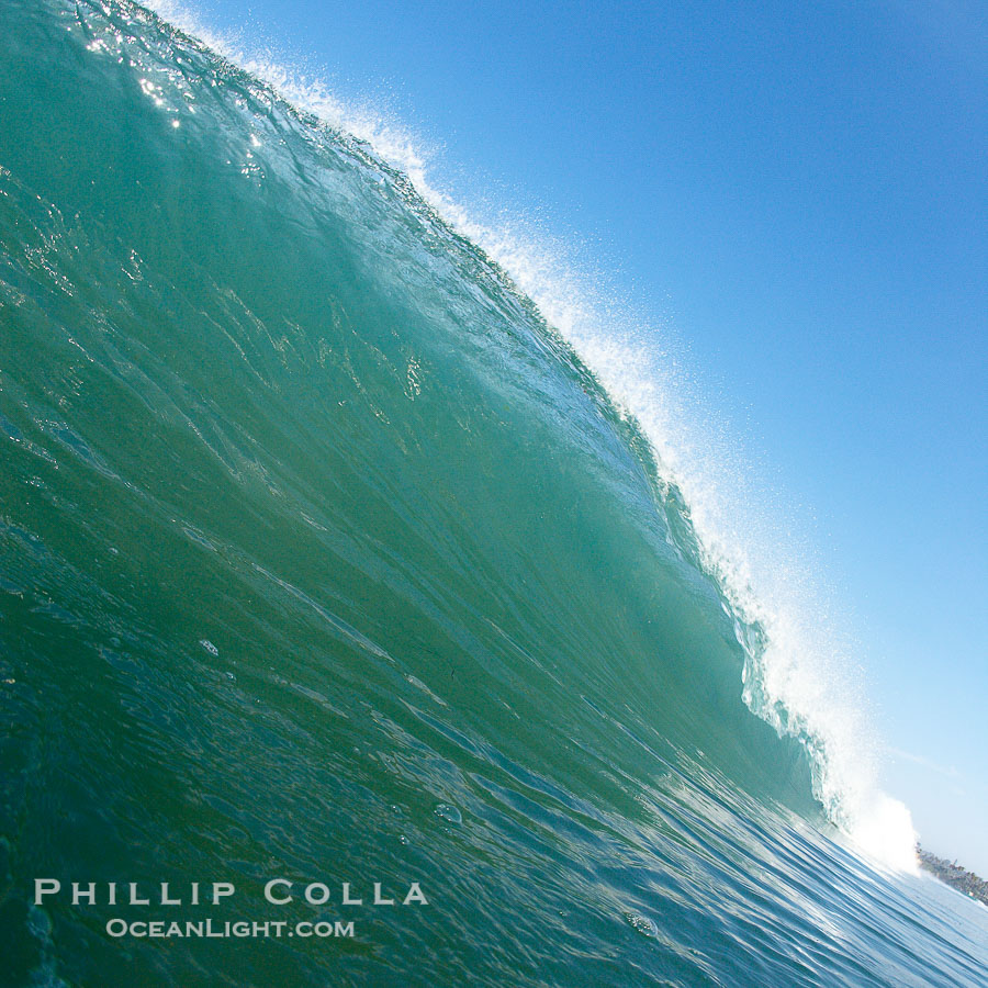 Cardiff morning surf, breaking wave., natural history stock photograph, photo id 23299