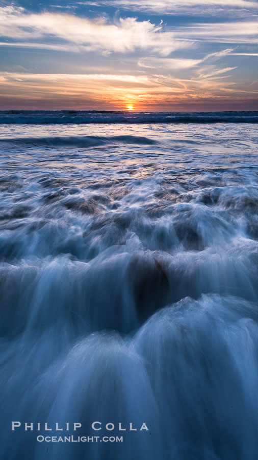 Carlsbad wave at sunset., natural history stock photograph, photo id 29113