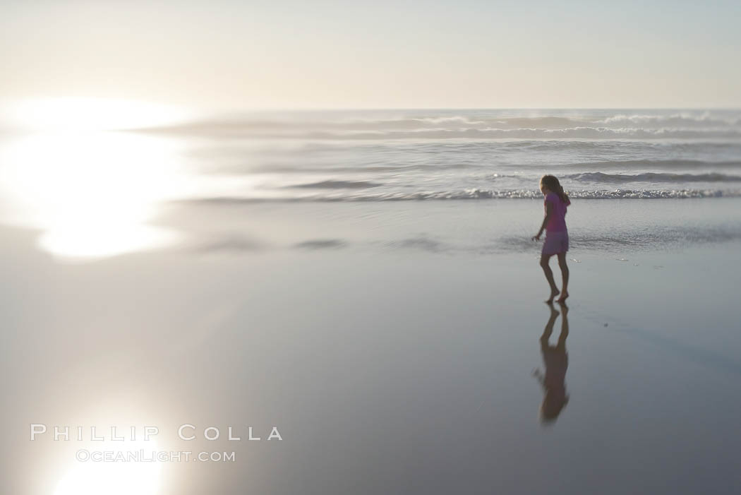 Child on the beach. Ponto, Carlsbad, California, USA, natural history stock photograph, photo id 14462