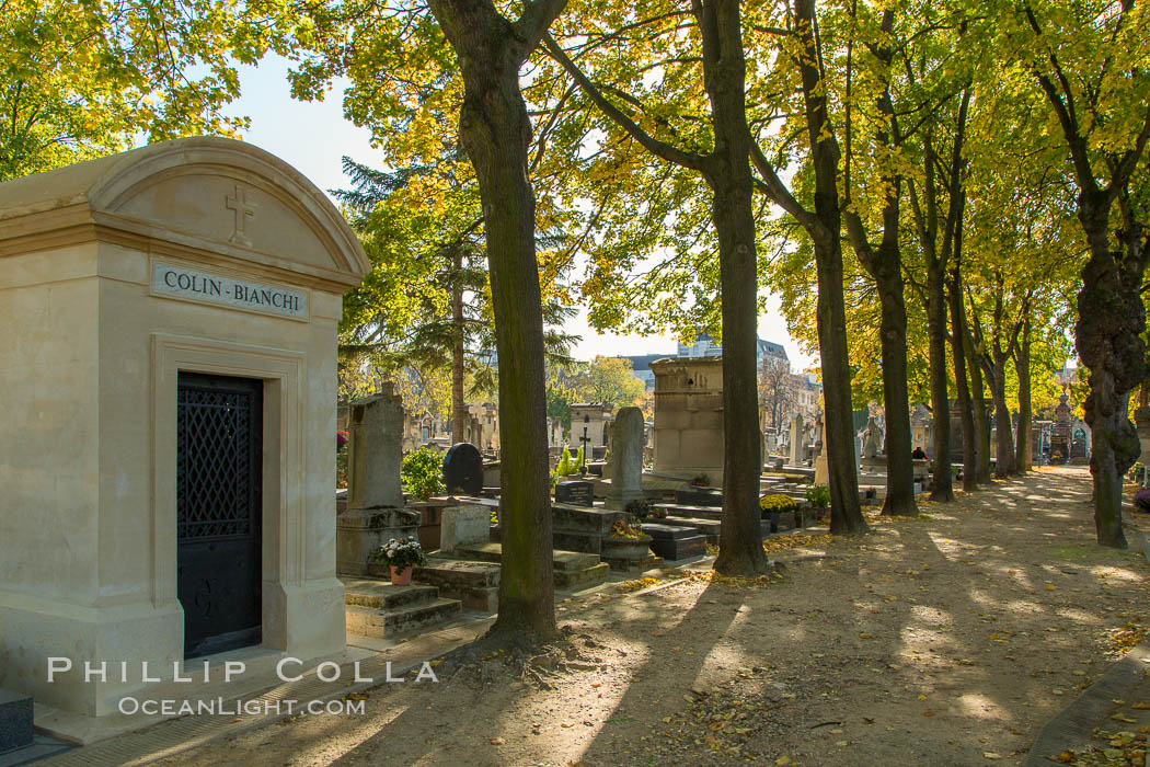 Cimetiere du Montparnasse. Montparnasse Cemetery is in the Montparnasse quarter of Paris, part of the city's 14th arrondissement. France, natural history stock photograph, photo id 28177