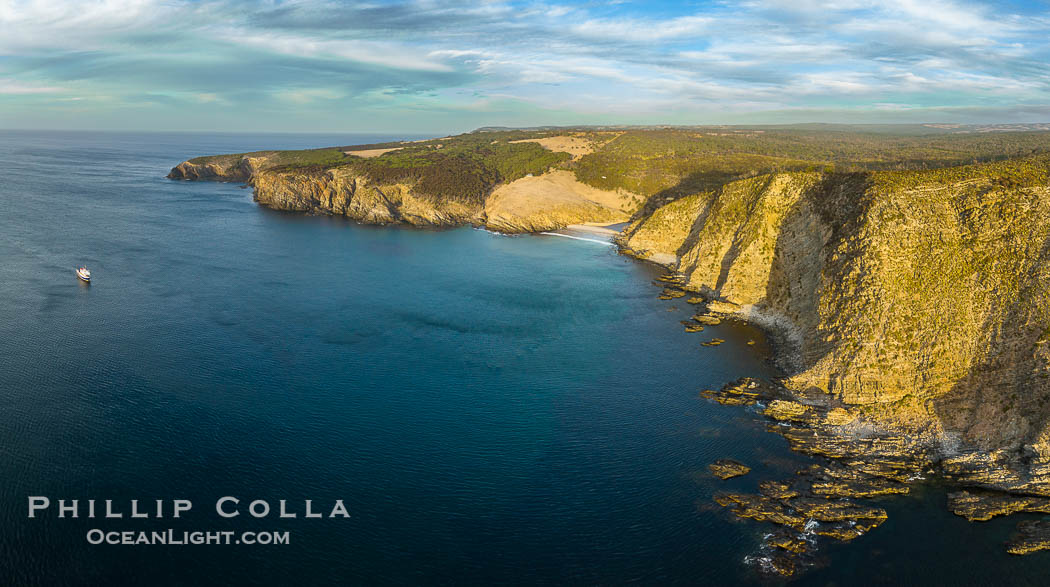 Coastline of Kangaroo Island, Near Cape Borda, Sunset. South Australia, natural history stock photograph, photo id 39233