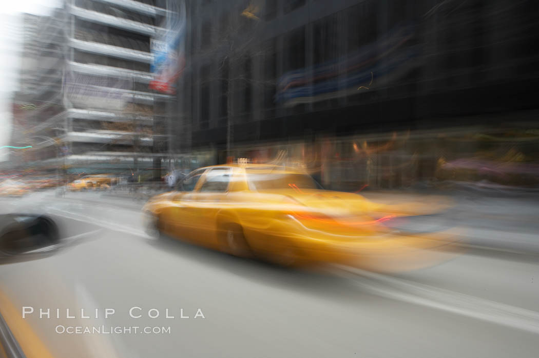 Crazy taxi ride through the streets of New York City. Manhattan, USA, natural history stock photograph, photo id 11193