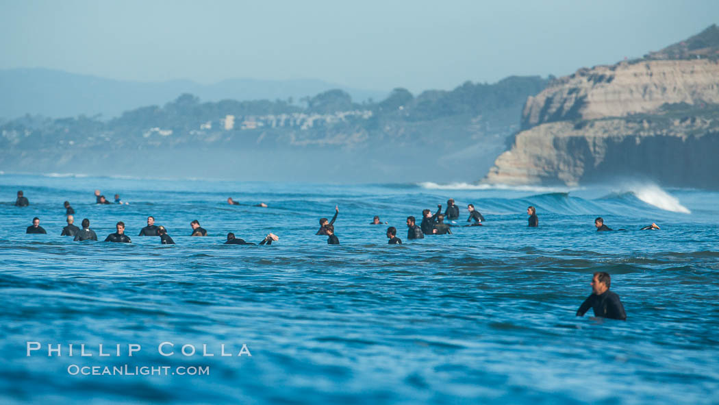 Crowded lineup, North County. San Diego, California, USA, natural history stock photograph, photo id 30457