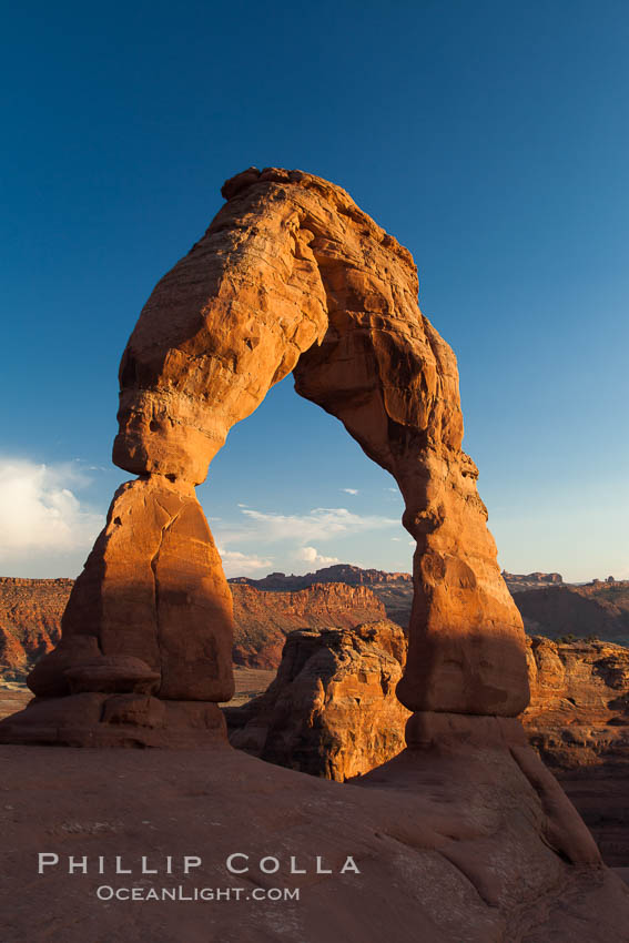 Delicate Arch at sunset. Arches National Park, Utah, USA, natural history stock photograph, photo id 27867